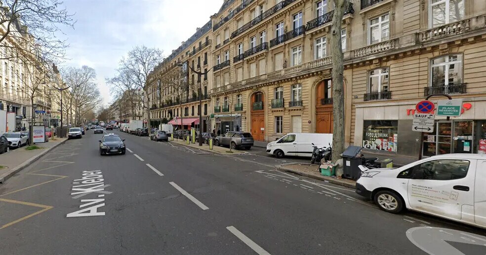 Local commercial dans Paris à louer - Photo de l’immeuble – Image 2 sur 4