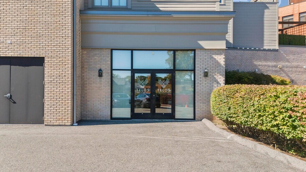 21 Forest Street Unit# C1, New Canaan, CT à vendre - Photo de l’immeuble – Image 2 sur 30