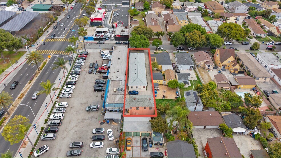 8915 Elizabeth Ave, South Gate, CA à vendre - Photo de l’immeuble – Image 3 sur 13