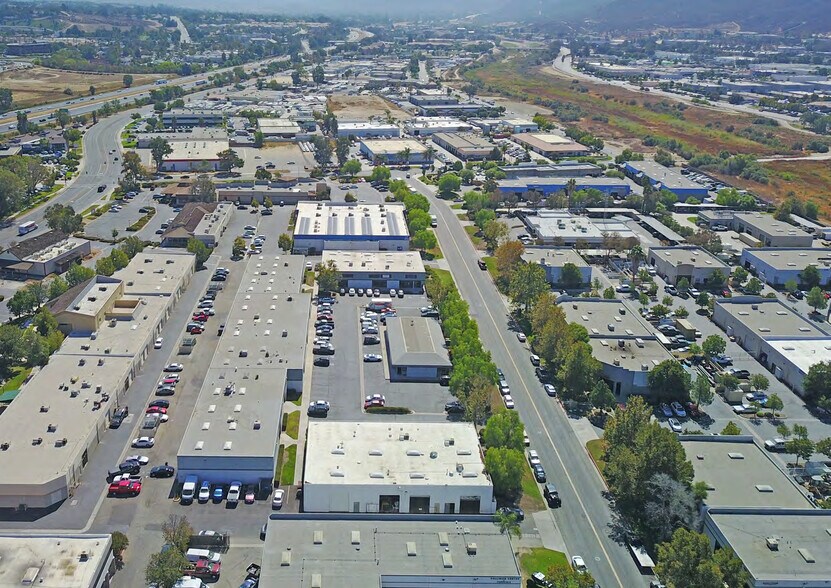 27630 Commerce Center Dr, Temecula, CA à vendre - Aérien – Image 2 sur 3