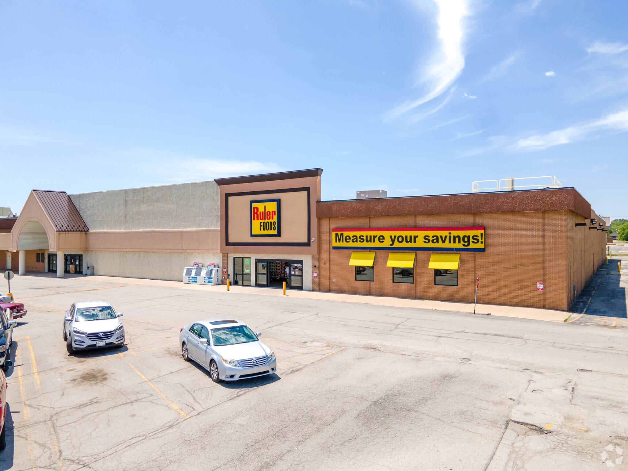 6100-6180 Broadway, Merrillville, IN à louer Photo principale– Image 1 sur 14