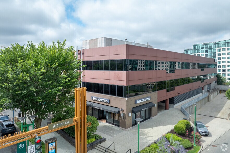 73 Market St, Yonkers, NY à louer - Photo principale – Image 1 sur 26