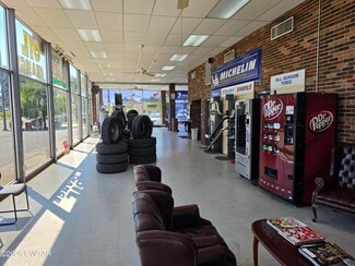 Plus de détails pour 1034 Mineral Wells Ave, Paris, TN - Local commercial à vendre