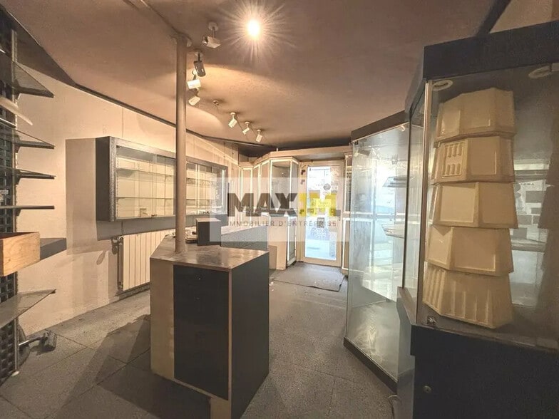 69 Rue Jean Jacques Rousseau, Dijon à louer - Photo de l’immeuble – Image 3 sur 4