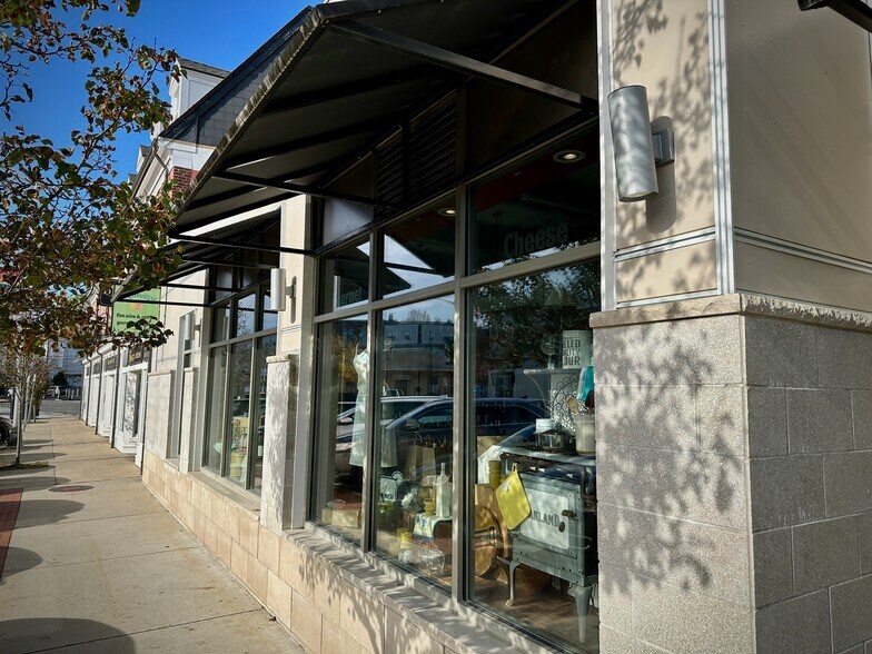 26-60 Haven St, Reading, MA à louer - Photo de l’immeuble – Image 2 sur 3