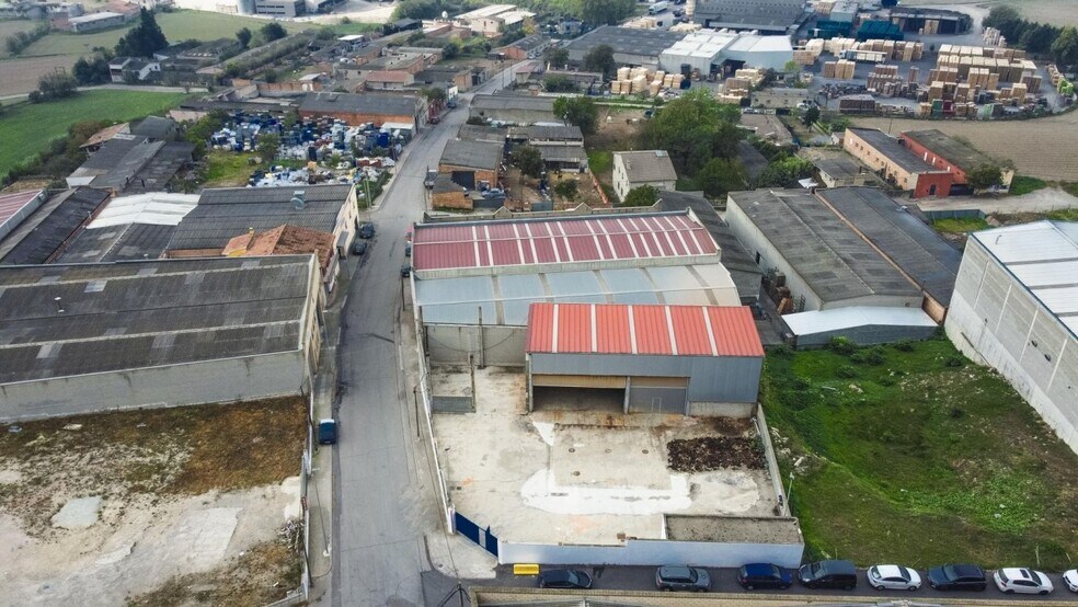 Industriel/Logistique dans Manlleu, Barcelona à vendre - Photo de l’immeuble – Image 1 sur 19