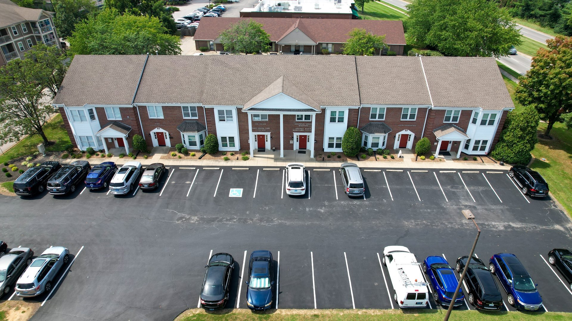 2821 S Hurstbourne Pky, Louisville, KY à vendre Photo de l’immeuble– Image 1 sur 7