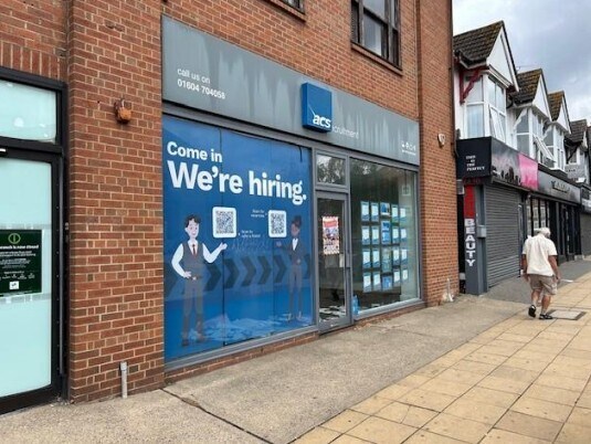 277 Wellingborough Rd, Northampton à louer - Photo de l’immeuble – Image 2 sur 2