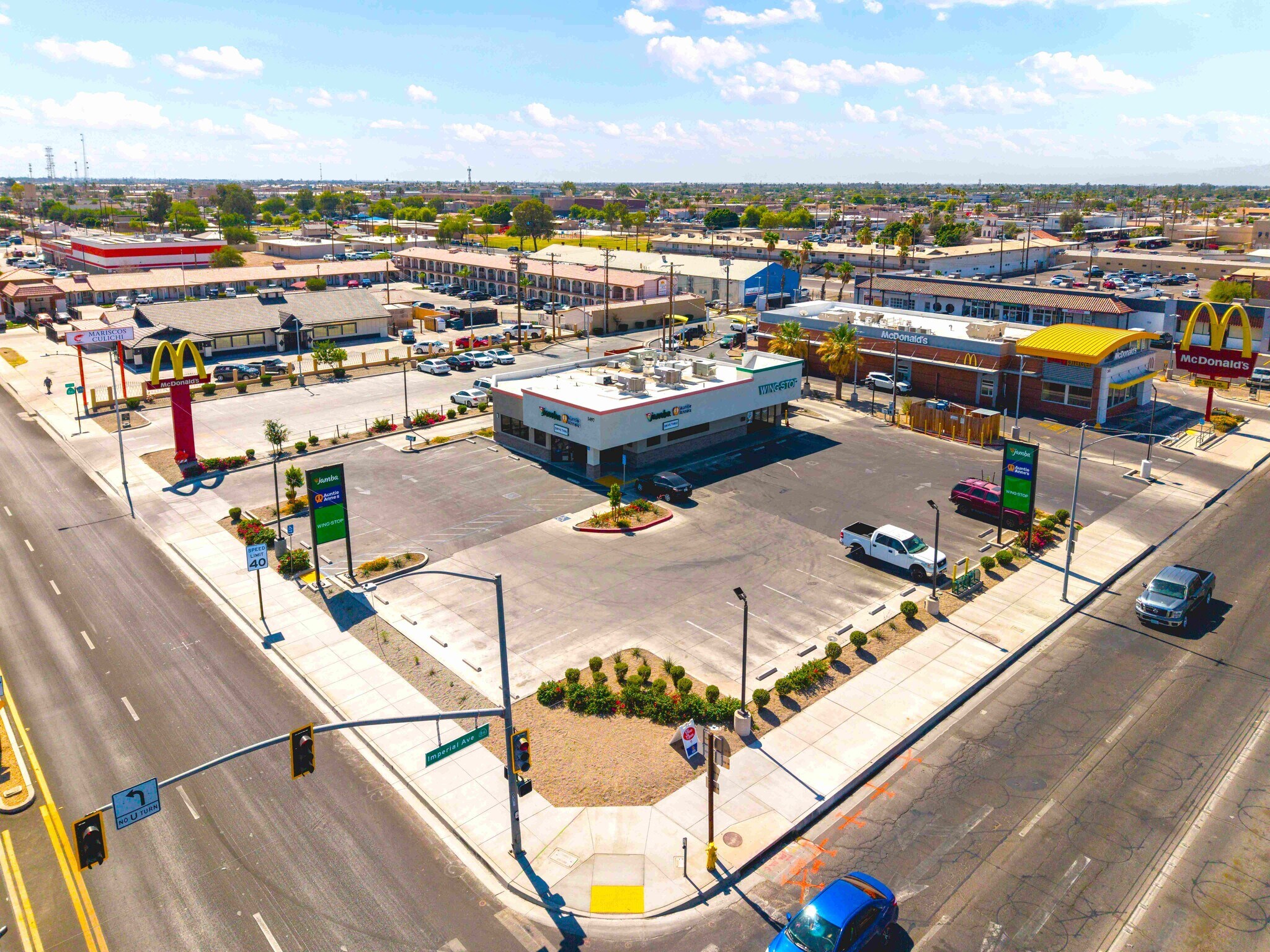 1497 Adams Ave, El Centro, CA à louer Photo de l’immeuble– Image 1 sur 6