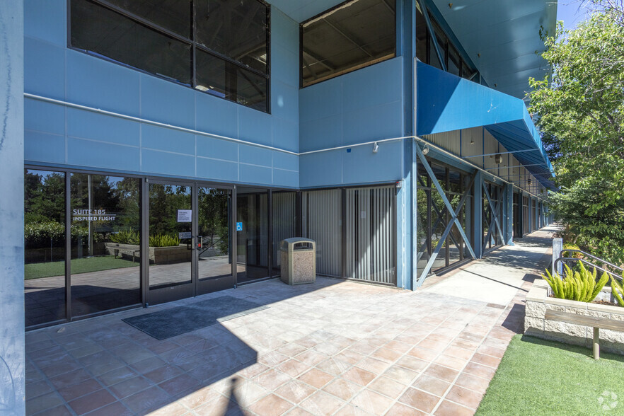 1150 Laurel Ln, San Luis Obispo, CA à louer - Photo de l’immeuble – Image 2 sur 4