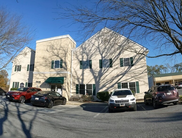 2030 Liberty Rd, Eldersburg, MD à louer - Photo de l’immeuble – Image 2 sur 6