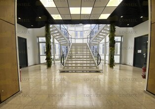 Bureau dans Éragny à louer Photo intérieure– Image 1 sur 11