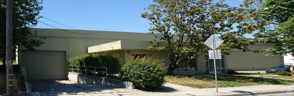 835 Fremont Ave, San Leandro, CA à louer - Photo de l’immeuble – Image 3 sur 7