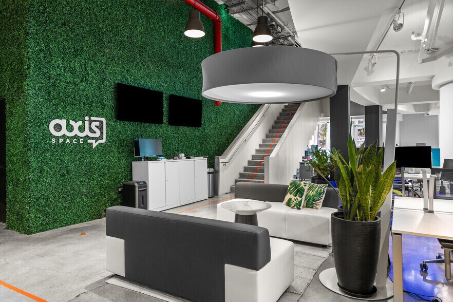 333 Las Olas Way, Fort Lauderdale, FL à louer - Photo de l’immeuble – Image 1 sur 26