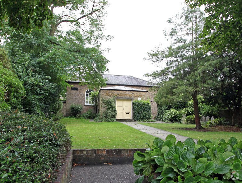 289 High St, Berkhamsted à louer - Photo de l’immeuble – Image 2 sur 2