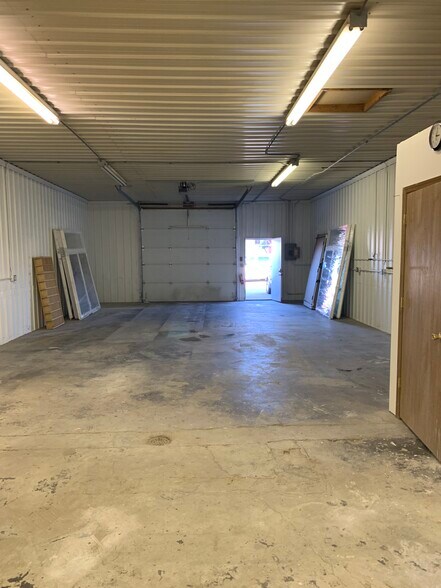 114 Stevens Dr, Iowa City, IA à louer - Photo de l’immeuble – Image 3 sur 5