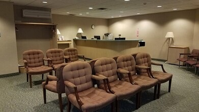 60 Westwood Ave, Waterbury, CT à louer Photo intérieure– Image 2 sur 4