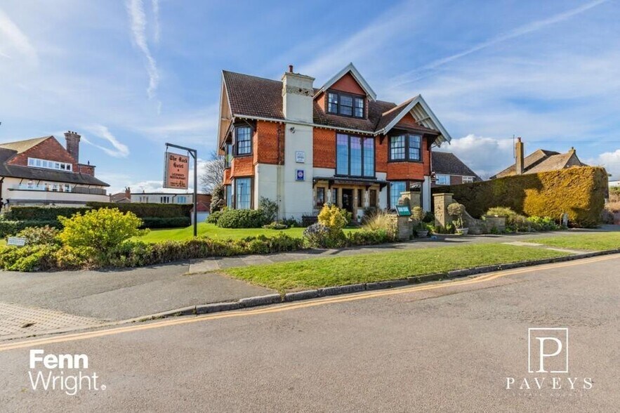 1 Third Ave, Frinton On Sea à vendre - Photo de l’immeuble – Image 3 sur 21