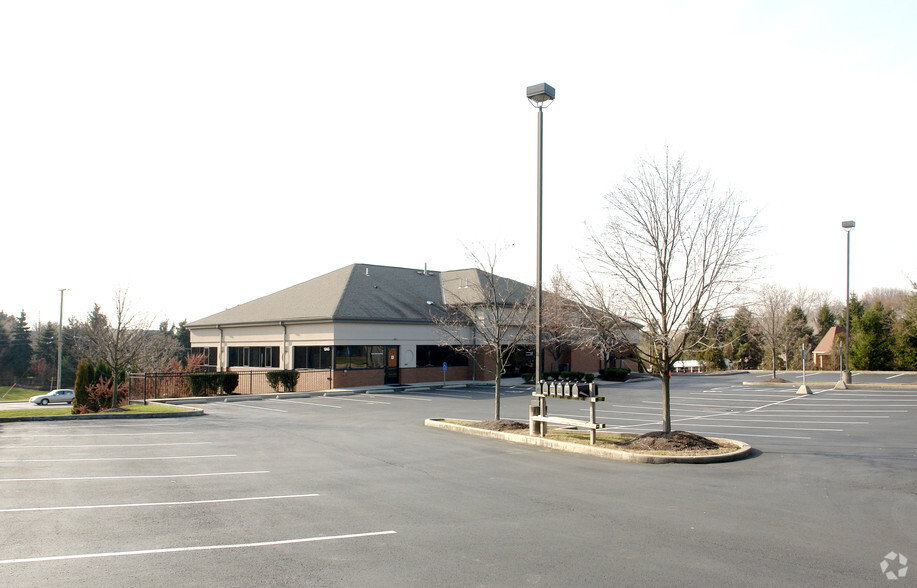 1245 Sunbury Rd, Westerville, OH à louer - Photo de l’immeuble – Image 3 sur 4