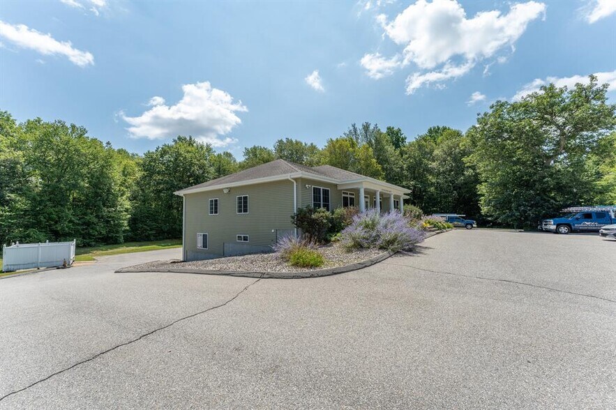 20 Knollwood Dr, Canterbury, CT à vendre - Photo de l’immeuble – Image 3 sur 14