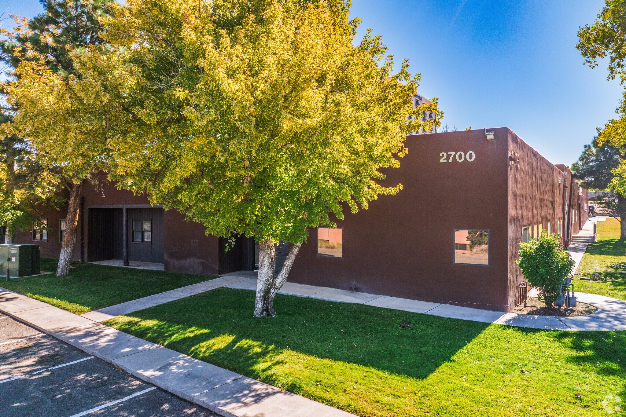 2700 Yale Blvd SE, Albuquerque, NM à louer Photo principale– Image 1 sur 19