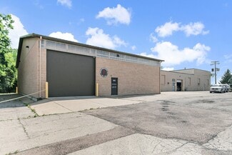 Plus de détails pour 303 Elgin Ave, Elgin, IL - Industriel/Logistique à vendre