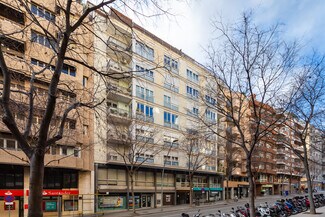 Plus de détails pour Carrer de Muntaner, 537, Barcelone - Bureau à louer