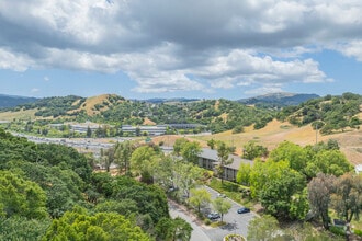 145 N Redwood Dr, San Rafael, CA - VUE AÉRIENNE  vue de carte - Image1