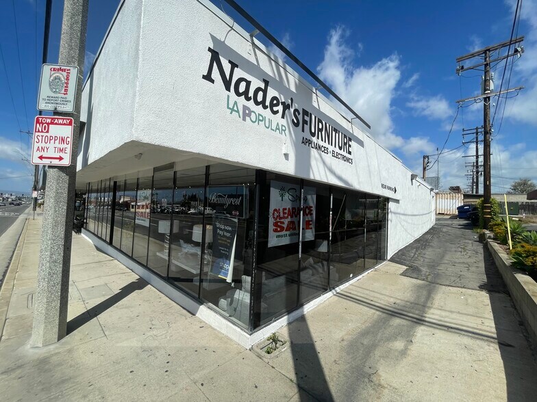3301 E Pacific Coast Hwy, Signal Hill, CA à vendre - Photo de l’immeuble – Image 1 sur 5