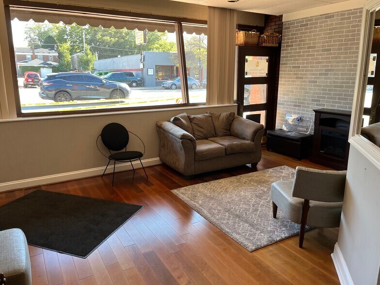 10336-10334 S Western Ave, Chicago, IL à vendre - Photo intérieure – Image 2 sur 5