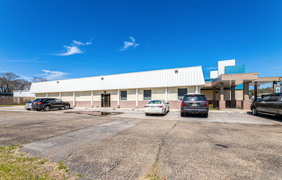 1220 S Palestine St, Athens, TX à louer - Photo de l’immeuble – Image 3 sur 14