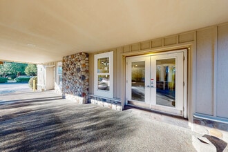 3610 Ensign Rd NE, Olympia, WA à vendre Photo de l’immeuble– Image 1 sur 30