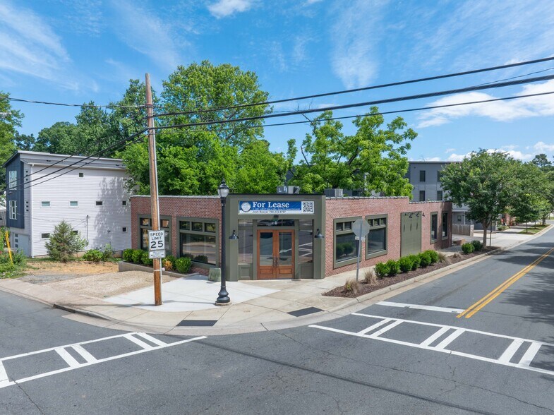 857 Belmont Ave, Charlotte, NC à louer - Photo de l’immeuble – Image 1 sur 8