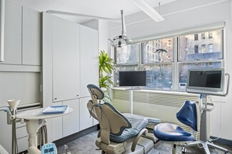 Plus de détails pour 30 W 60th St, New York, NY - Logement à vendre