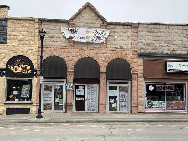 1012 Main St, Sturgis, SD à vendre - Photo de l’immeuble – Image 1 sur 8