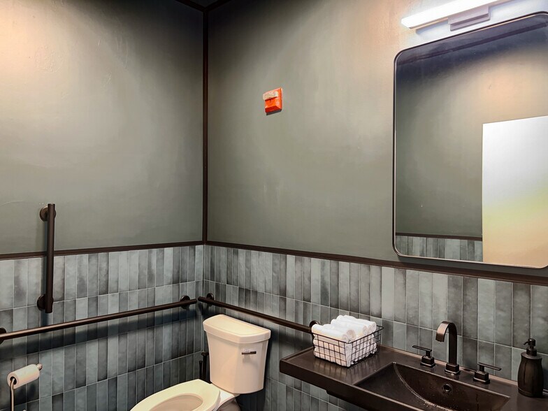 7 W Alder St, Walla Walla, WA à louer - Photo de l’immeuble – Image 3 sur 24