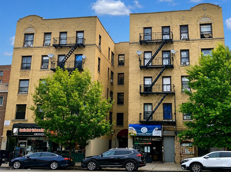 1380-1384 White Plains Rd, Bronx, NY à vendre - Photo de l’immeuble – Image 1 sur 7