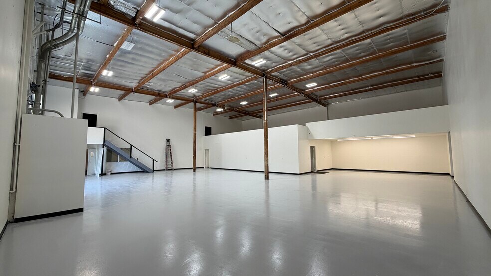 49111 Millmont Drive, Fremont, CA à vendre - Photo de l’immeuble – Image 2 sur 13