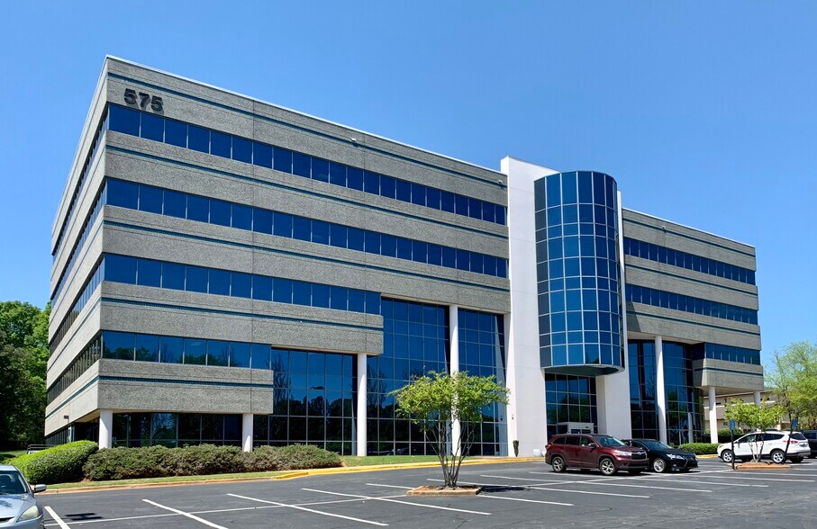 575 Professional Dr, Lawrenceville, GA à louer - Photo de l’immeuble – Image 1 sur 2