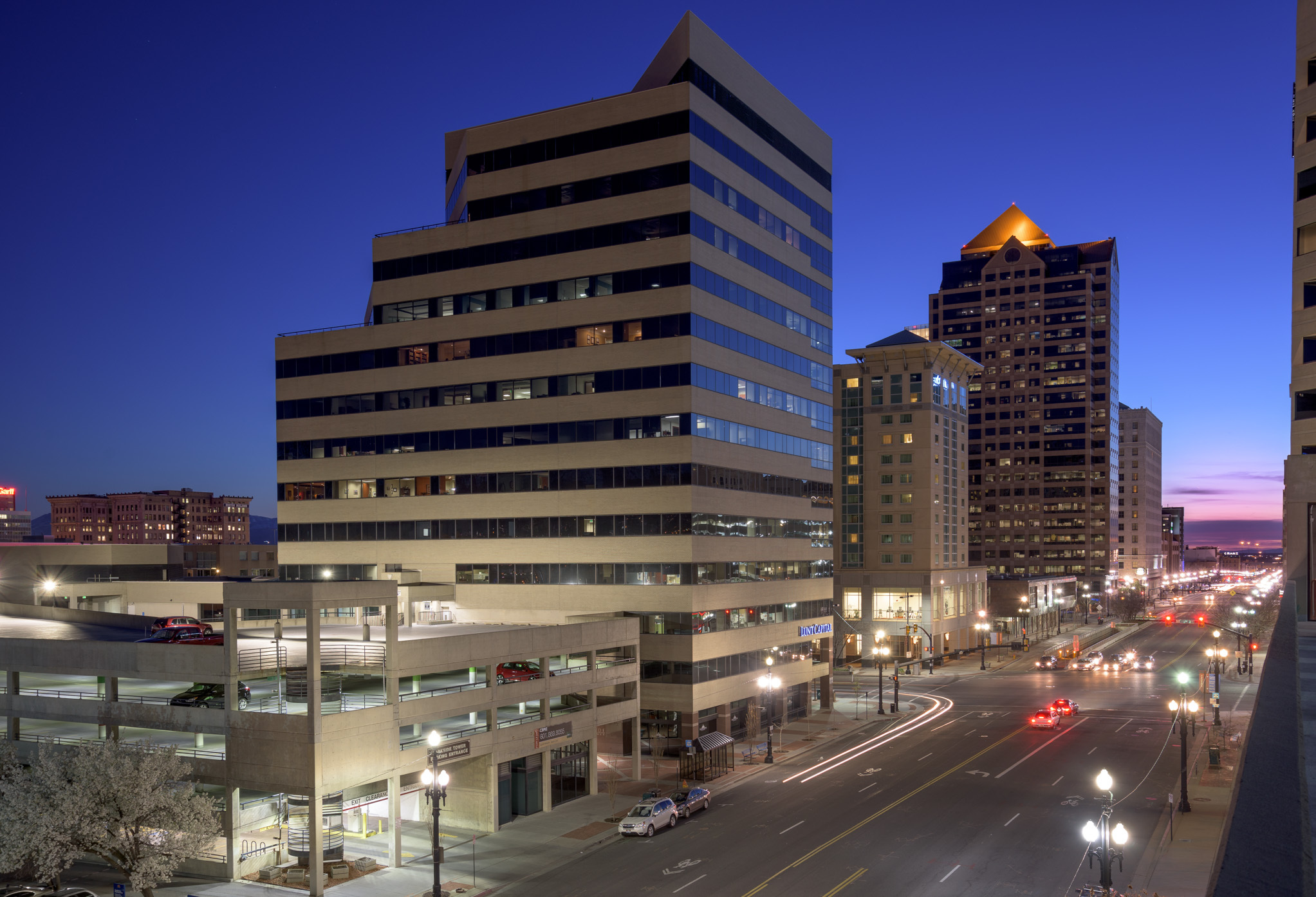 215 S State St, Salt Lake City, UT à louer Photo principale– Image 1 sur 5