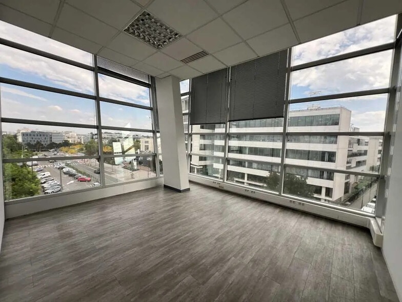 30 Avenue Carnot, Massy à louer - Photo de l’immeuble – Image 3 sur 13