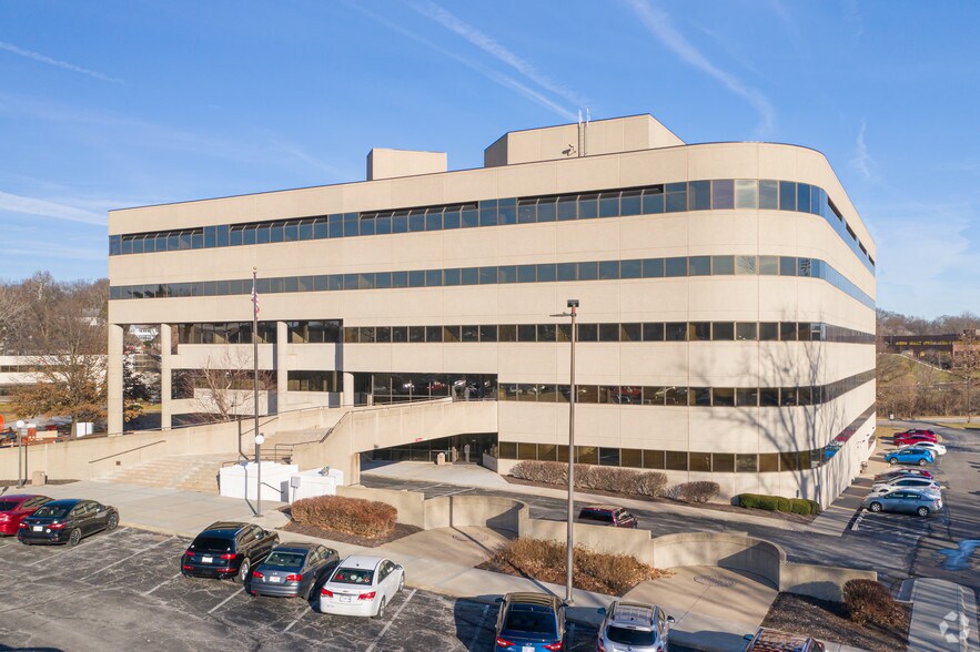 9200 Ward Pky, Kansas City, MO à vendre - Photo de l’immeuble – Image 3 sur 10