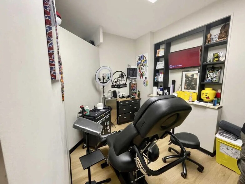 Local commercial dans Rouen à vendre - Photo de l’immeuble – Image 3 sur 9