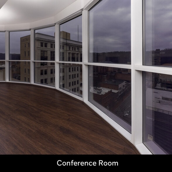 109 Capitol St, Charleston, WV à louer - Photo intérieure – Image 1 sur 8