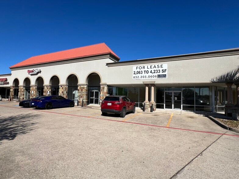 1615 E Broadway St, Pearland, TX à louer - Photo de l’immeuble – Image 2 sur 6