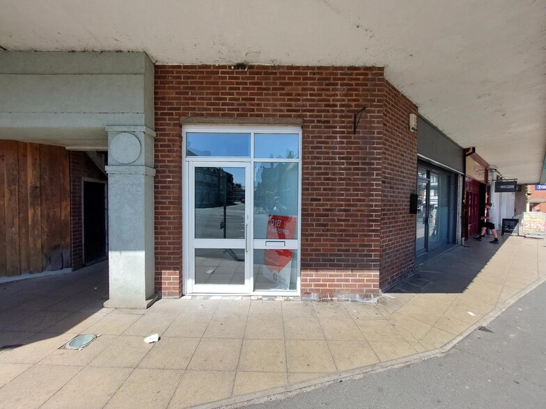 21A Canute Pl, Knutsford à louer - Photo de l’immeuble – Image 1 sur 15