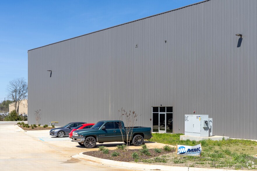 101 Spacegate Dr NW, Huntsville, AL à louer - Photo de l’immeuble – Image 3 sur 11