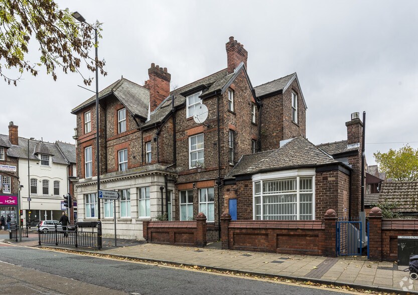2 Crofts Bank Rd, Manchester à louer - Photo de l’immeuble – Image 2 sur 5