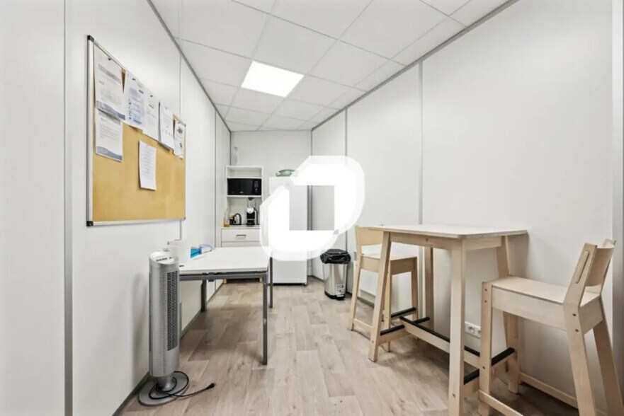 Bureau dans Rosny-sous-Bois à vendre - Photo de l’immeuble – Image 2 sur 14