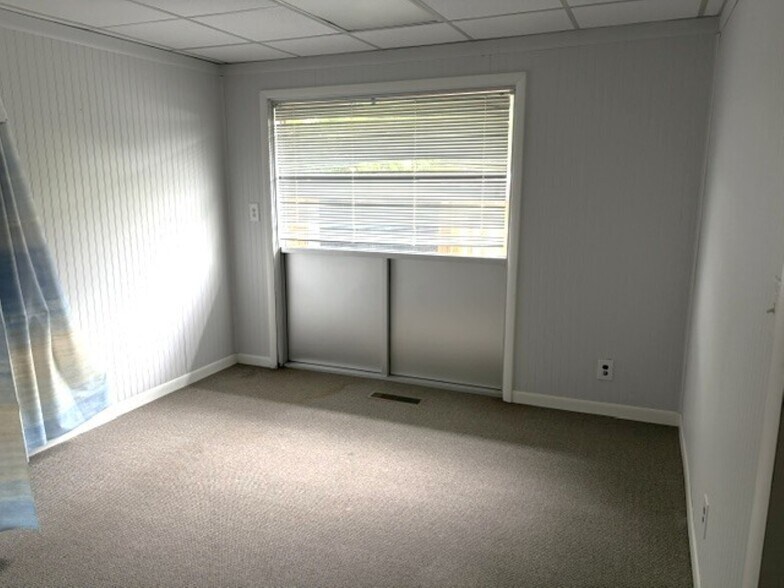 1924 Allentown Rd, Lima, OH à vendre - Photo intérieure – Image 2 sur 7